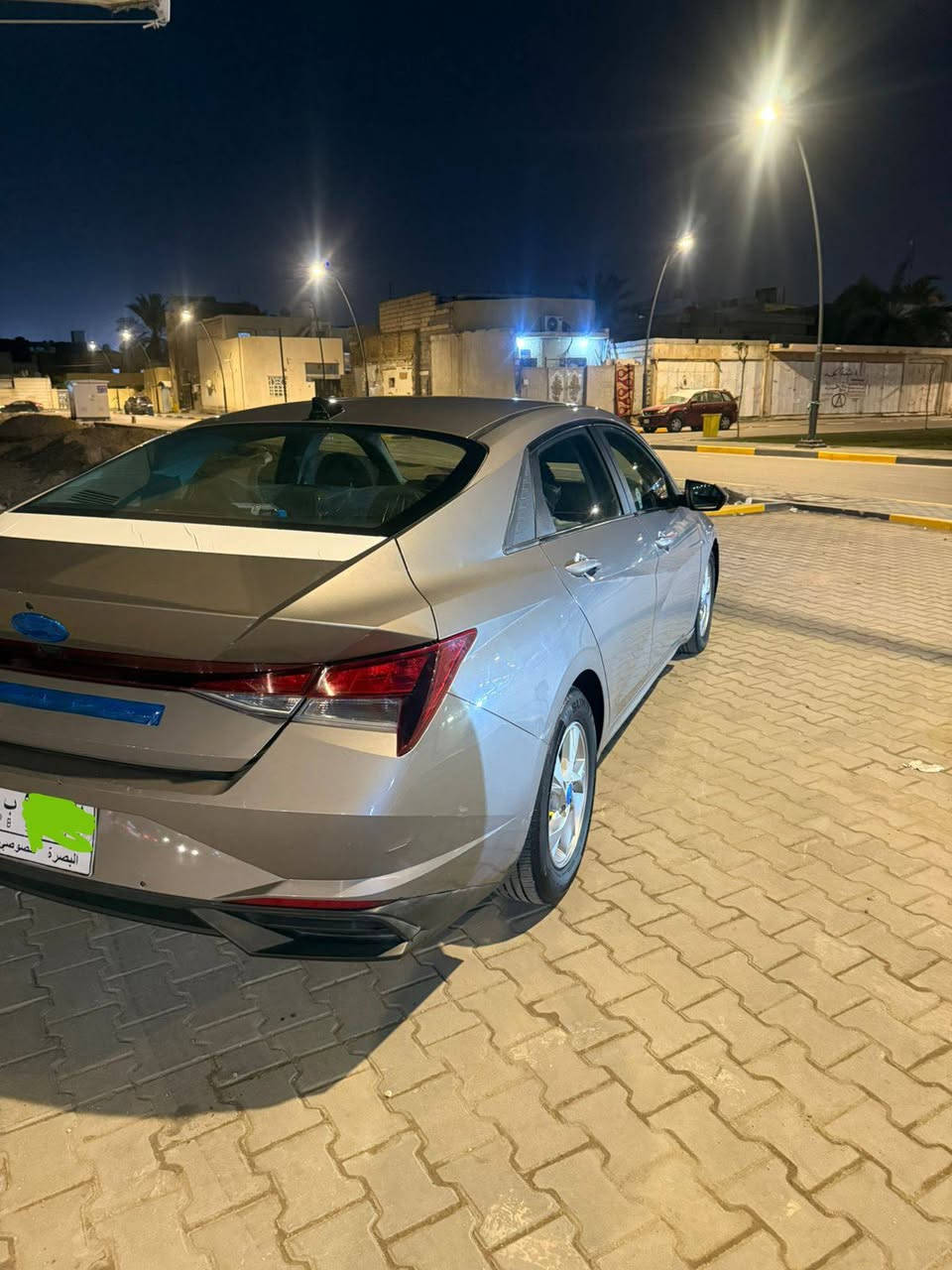 النترا وارد امريكي مديل2022 مكينه دوش الفين بيه بس البنيد نفسه بدون دواخل والباقي كفاله عامه رقم بصره معوقين شاب جديده بمعنه الكلمه سعر139 رقمي(***********)
