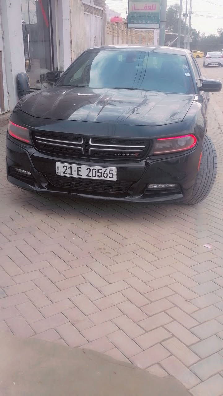 السلام عليكم جارجر موديل 16 السيارة على وضع الشركه فقط جاملغ رش الأمامي بدون معجون ومكينه 3600 سيارة وجاهزه من كلشي رقم شمالي سنويه لل 28 إتصل ***********
