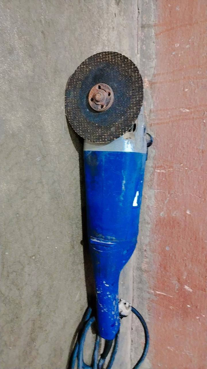 سلام عليكم للبيع كوسره طياريه شغاله وعلفحص السعر 40وبيها مجال للاتصال ***********
