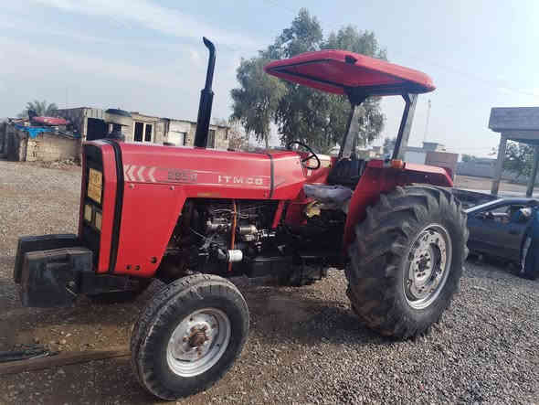 السلام عليكم تركتر فوكسن ايراني موديل2012رقم وسنويه سليمانيه للبيع السعر 78ورقه مكاني كركوك. ***********
