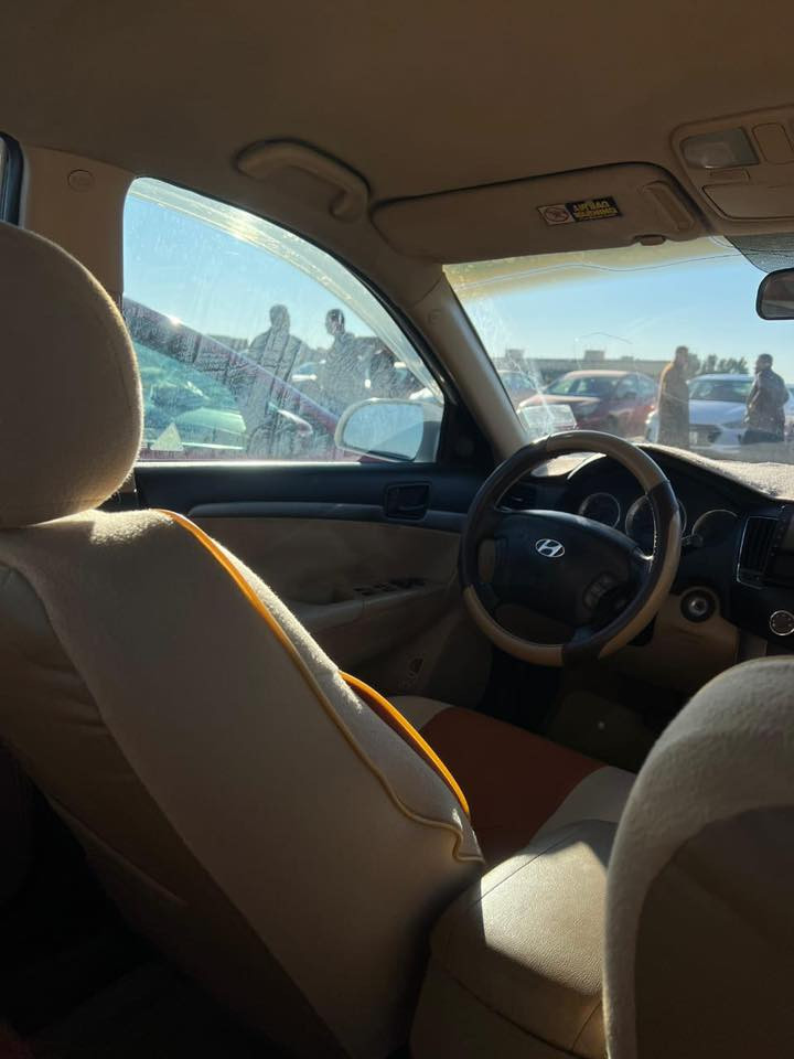 السعر 118 وبيهه مجال سلام عليكم  للبيع او مراوس  سوناتا 2010 السياره حلوه وجاهزه من كلشي بيهه صبغ اثر شخوط حسب السونار 4 قطع 
أمريكي محرك 2400 محرك كير صافي ونضيف كشانه مدوشمه ارضيه جديده رقم انبار دولي وتحويل او وكاله السياره معروفه مواصفاتها وسعرها وكلشي حسب السوك اي استفسار ‭
🚗 المكان الرمادي الخمسه كيلو 🚗🖌️
السعر 118 

‭٠٧٨٨ ٦٥٣ ٤١٩٥‬
