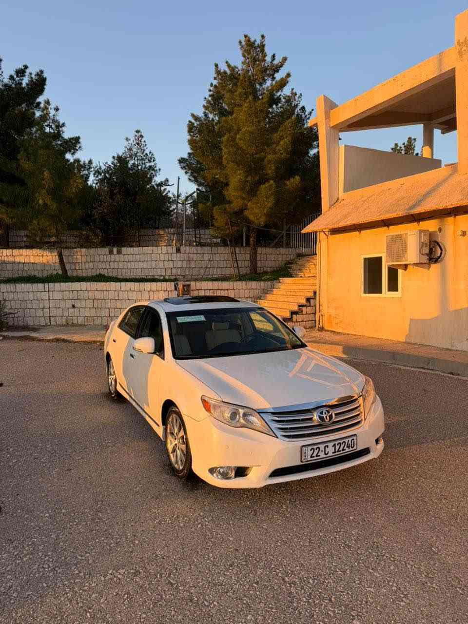 ئەڤەلۆن ٢٠١١ 
فول فول مواسەفاتی خەلیجی 
سبوخ ئەستور 
بێ سبوخە -دوو پەڵە ساردی هەیە 
گێڕو مەکینەی نەکراوەتەوە 
سەوتی دیجتاڵ بە شەرت
کوشن ی بیلادە دەست کاری نەکراوە 
چوار تایەی نوێیە 
سەنەوی نوێیە -بە ناوی خۆمە -
١٩٢ وەرەقە
*********** كويسينجاك, أربيل
