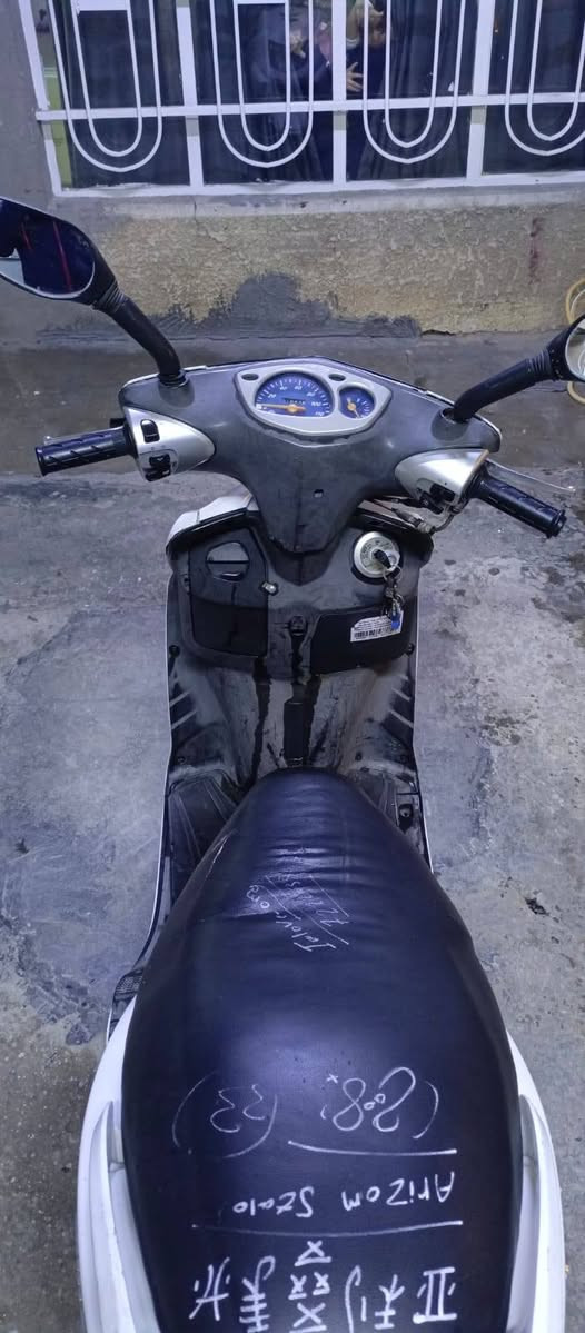 سلام عليكم سكنس نثيه ياباني اصلي  110 استان كهرباي اخت الجديده معدل سرعه كهربيات شغاله ناعمه الشعب شارع الصحه سعرهه 600 
***********
