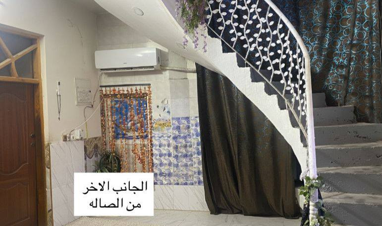 السلام عليكم بيت طابقين للبيع سيد عزال شارع البرج السعر ١٣٠ وبي مجال بسيط الاستفسار الاتصال على هذه الرقم ***********
