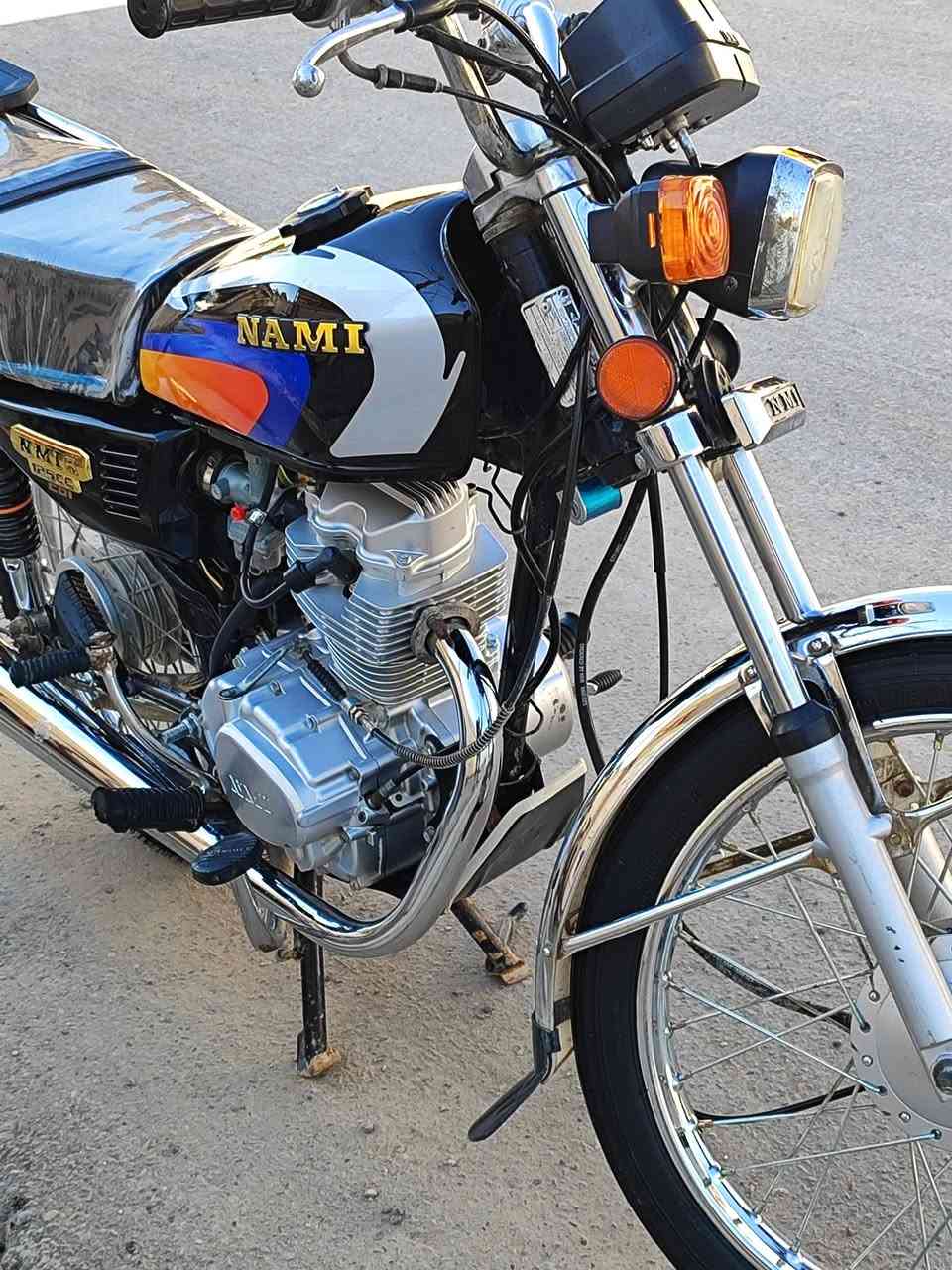 سلام عليكم نامه اصلي اصلي اصلي شلامچه موديل ٢٣ مبدل  تانكي اصلي او اشاير ودشبول وصالنصه كله اصلي ولباقي كله بلاااااد اوراق رقم البليته ولمكينه واحد  اصوووووولي كامله مكينه ما مفتوحه دراجه بل كبس القوي بيه دخانه خفيفه لاستيك ولف او رنكات ما  اعرف تجي وتشوف وتقتنع دراجه خير من الله كهربائيات كله كامله مكمله وكله جديد او اصلي بروح امك اذا مو شراي لا تدخل خاص ولاتتصل سعره مليون و ١٥٠ وبيه مجال بسيط تشوف سعر غالي عليك اترك تعليق حلو او تعبر منشور *********** مكاني ديوانيه مركز
