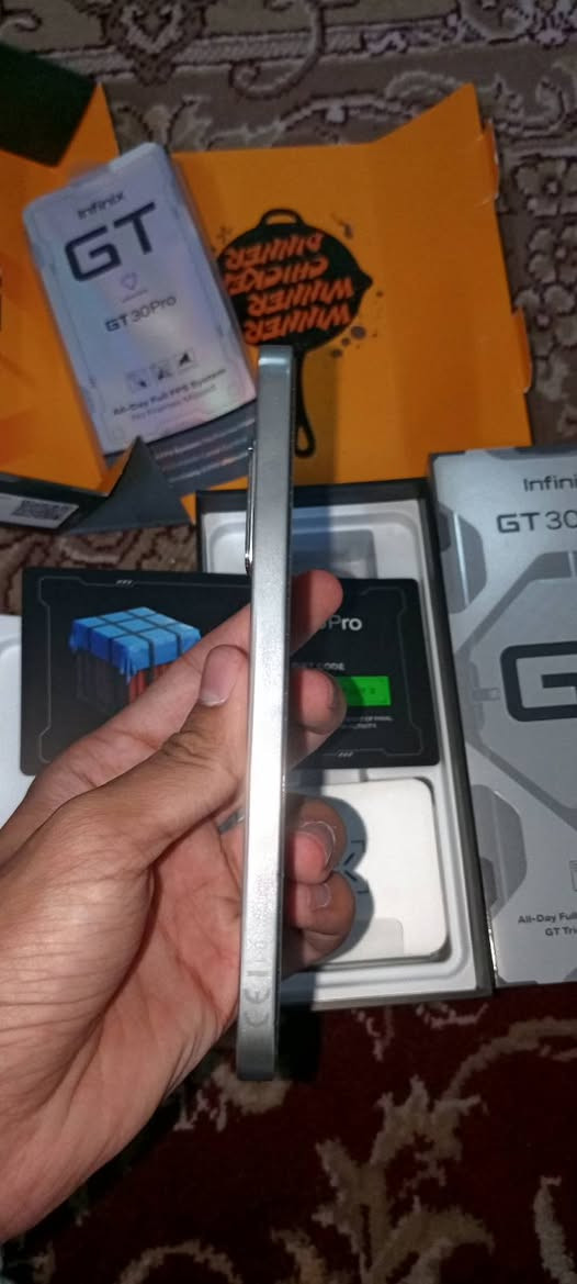 سلام عليكم وحش العاب GT30برو ذاكره 256 معالج وحش كل العاب 120 فريم بل ارحه جهاز ما مبدل بي شي مسخدمه استخدام شخصي فقط بي شخط و باب السيمكرت و كله شغال « جهاز وكارتونه بدون شي اني ماخذه هيج»  شوف الصور و اقتنع و اقرها زين مكاني بغداد الشعله هاذ رقمي بي واتساب عارضه ب 310 وبي مجال الشراي يدلل « كامرته مفوله 4k و عل 60 فريم»


**إذا كنت صاحب هذا الإعلان وتريد حذفه لأي سبب، رجاءا أرسل رسالة إلى الدعم الفني**