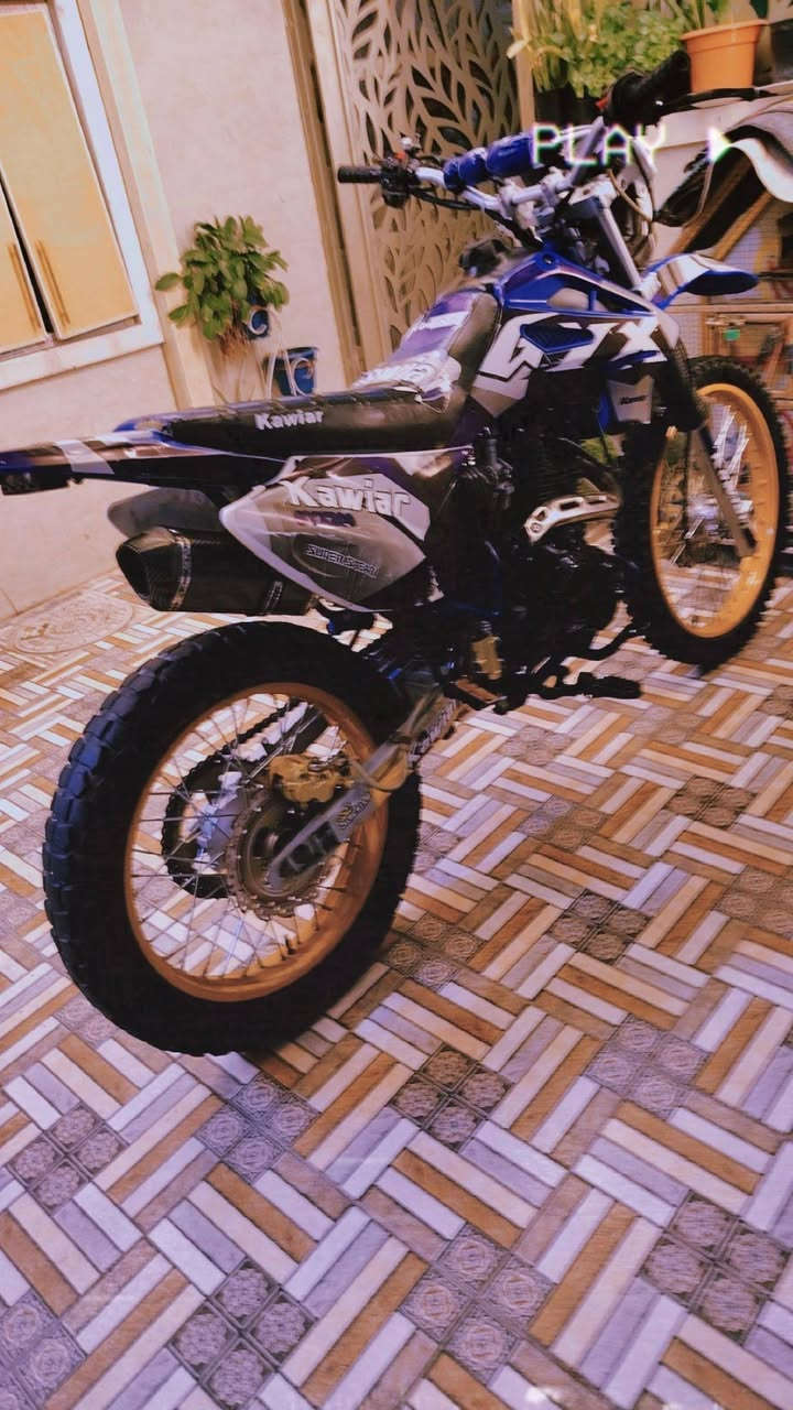 السلام عليكم دراجه قفاز للبيع او مراوس موديل 25 ***********
