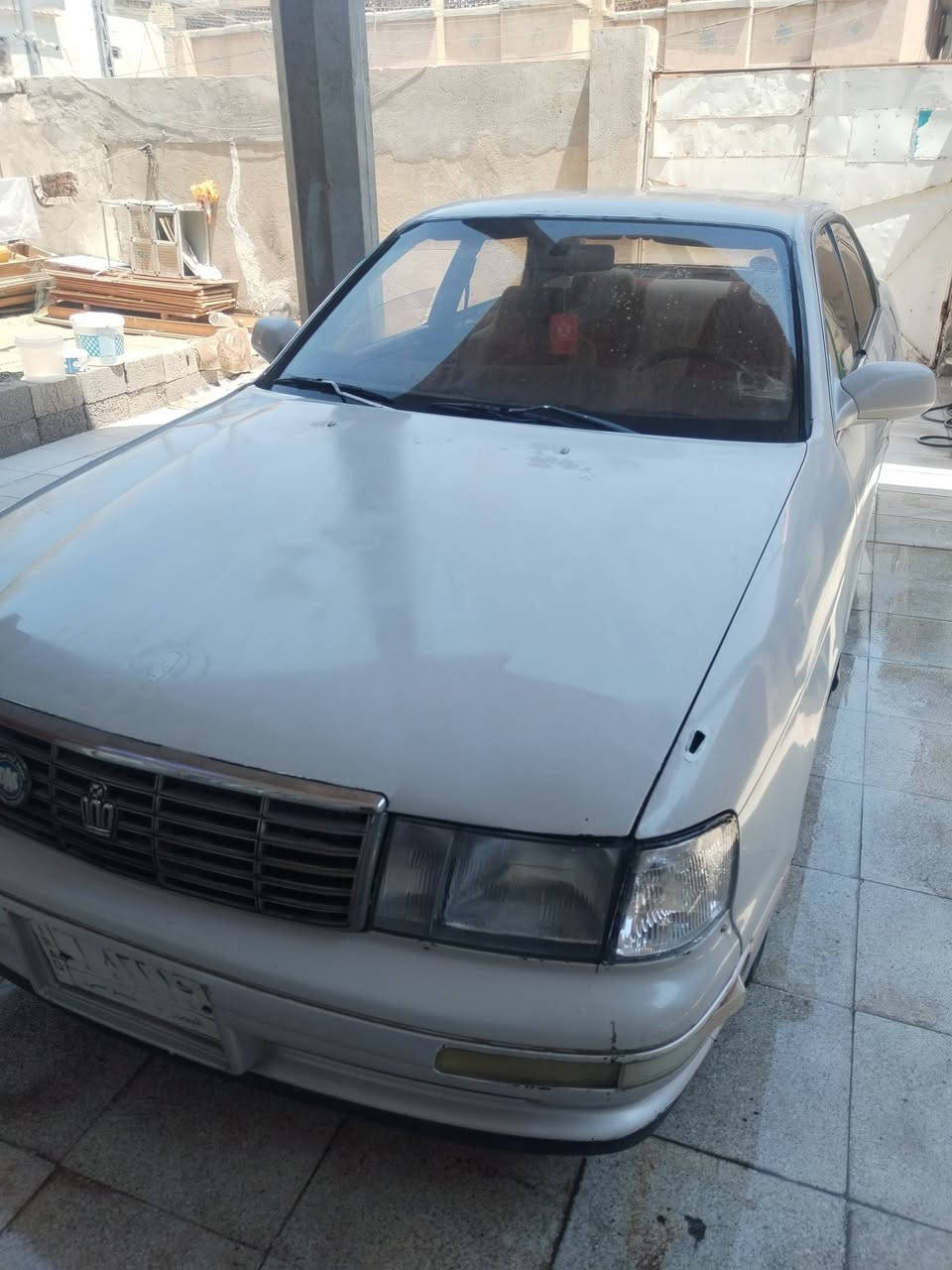 سلام عليكم سياره بطه فصل
مكينه كير تبريد حداديه كله شغال
بس بيه هاي ضربه بل بك لايت
محرك ٢٥٠٠ ديلكو سياره رقم بصره
وراعه انه بأسمي سعر ٤٣ وبيه مجال
*********** مكان البصره
