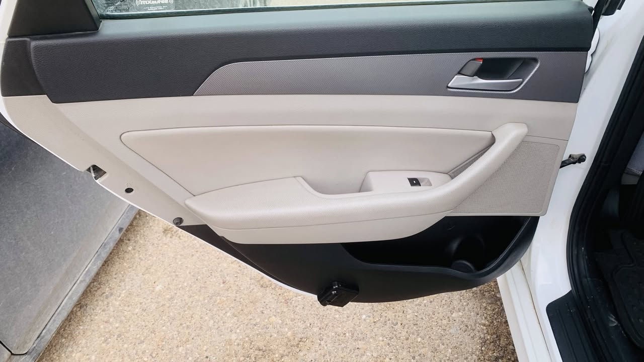 سوناتا ٢٠١٩ فول عدا الفتحة محرك وكير مكفولات محرك مامفتوح سنوية جديدة تحويل مباشر السعر ١٤٥ وبيهه مجال التواصل عالخاص


**إذا كنت صاحب هذا الإعلان وتريد حذفه لأي سبب، رجاءا أرسل رسالة إلى الدعم الفني**