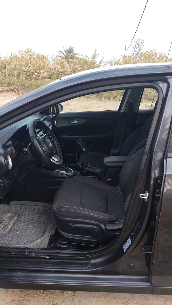 سلام عليكم سيراتو 2019 خليجه مكينه 1600 كير AT كير محرك تبريد حداديه شواصي لغد كله مكفوله بيه فقط جاملغ امامي صبغ شبر ب بنيد رقمه بغداد ب اسمي انكليزي تحويل مباشر سعره سعره ب138بيه مجال بسيط رقمي وتساب ***********
رقم تصال ***********
