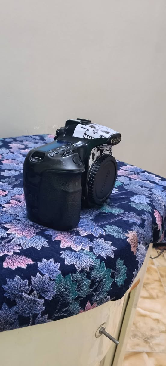 كاميرا canon60d
شتر 80k
بيع بودي بس الكاميرا استعمال استوديو 
السعر حلو 
التواصل 01065682284


**إذا كنت صاحب هذا الإعلان وتريد حذفه لأي سبب، رجاءا أرسل رسالة إلى الدعم الفني**