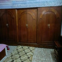 غرفة نوم عراقية • خشب ثقيل • نظيفة