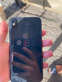 آيفون Xs Max  نضافه الجهاز 95 بل ميه الذاكرة 256 مبدل بطاريه فقط  السع...