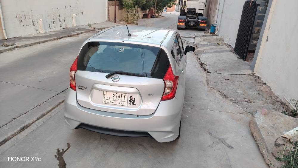 فيرسا نوت ٢٠١٩
مواصفات sv
 شاشة كاميره تحكمات استيرن تثبيت سرعة مانع انزلاق بعد هوايت مواصفات
ضرر أمريكا جاملغ وربع بونيت و بطانة سكن... ابيع احزام لان صار بيها رش قطعتين او ثلاثة....
كير محرك تبريد تحويل قانونياتها شرط
ماشية ٥٢ الف ميل
مشروع وطني شرط التحويل
كركوك شوراو كلية زراعة
*********** كركوك, العراق
