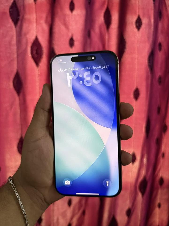 ايفون 📲 16
نظيف جداً استخدام مال بيت 
بطاريتة 90
ذاكرة 256
سعرة 1250 وبي مجال بسيط
مكاني تقاطع الدرويش 

وال ايباد 9 للبيع سعرة 350
ذاكرتة 64 هم نظيف كلشش 
وبعدة بداخل الضمان 

رقم التلفون ***********
