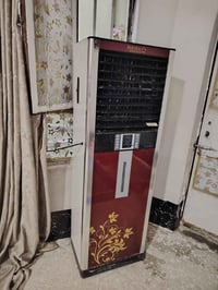 ومبرده للبيع السعر 125 وهذا رقمي 07729240677
