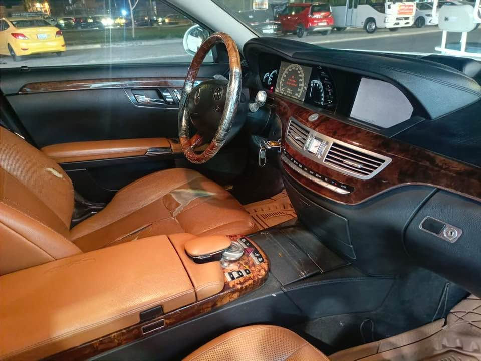 سلام عليكم مارسدس s350 موديل ٢٠٠٧ فول مواصفات رادار تحديد  مسار كامره  منظار ليلي واحد على واحد مناقصها اي شي سعرها 155باقي التفاصيل يم صاحب السياره اني مكلف ب النشر 

رقم صاحب السياره ***********
