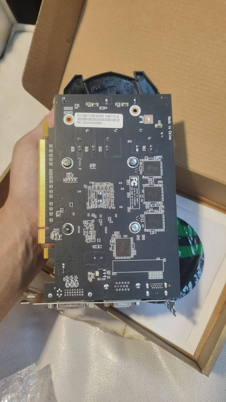 75الف وبي مجال كرت شاشة 1050ti يوجد توصيل


**إذا كنت صاحب هذا الإعلان وتريد حذفه لأي سبب، رجاءا أرسل رسالة إلى الدعم الفني**