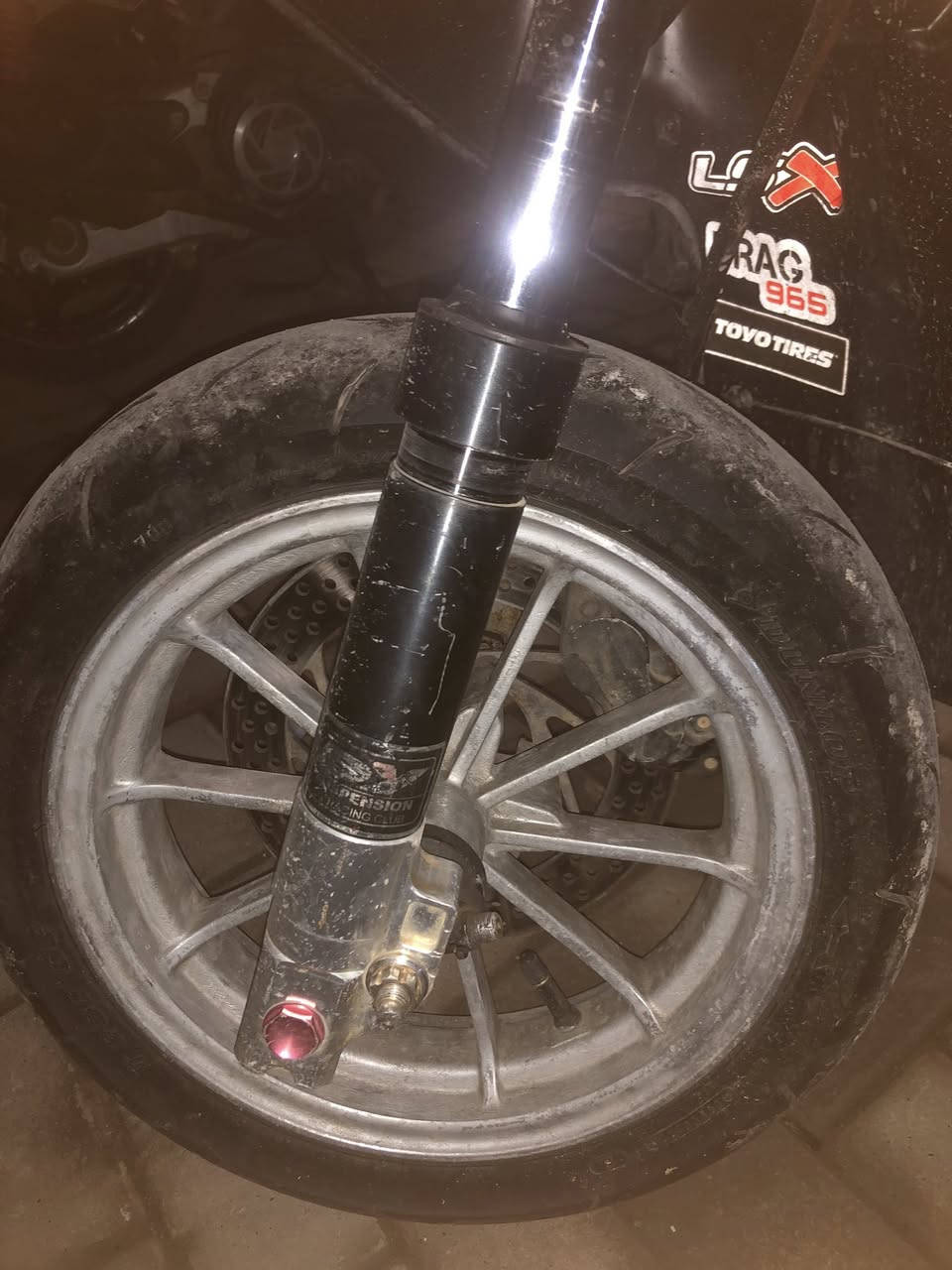 السلام عليكم صدر دي واي وفج ارجي اس وفلنجة ودبلات خلفيه ار جي اس سود مكفولات من طسه ونضوح مكاني بغداد ***********
