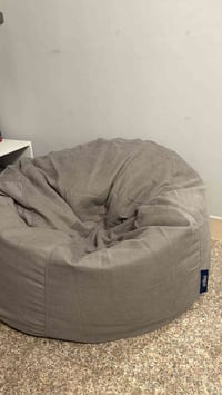 اريكه للبيع  اخذتها ب٩٠ اريدها ب٧٠ للتواصل خاص او على الرقم 0783107684...