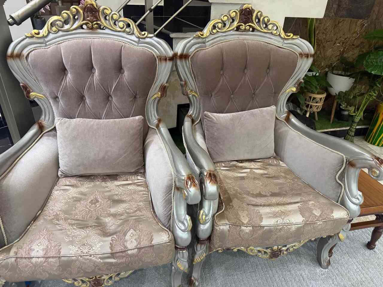 قنفات للبيع ١٠ مقاعد نظيف جدا مع الكاربد ايضا للبيع المكان البنوك السعر ١،٤٠٠,٠٠٠ بغداد, العراق


**إذا كنت صاحب هذا الإعلان وتريد حذفه لأي سبب، رجاءا أرسل رسالة إلى الدعم الفني**