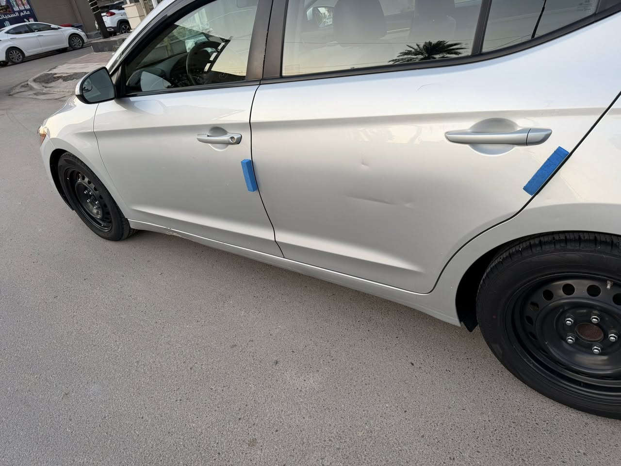 السلام عليكم النترا 2017 وارد امريكي تبديل قطعه وحده فقط وربع البنيد مصبوغ والباقي كله ع وضع الشركة ماشيه 110 ميل السياره باسمي رقم بغداد مكاني علي الصالح وتفاصيل الباقيه بلسونار *********** السعر 128
