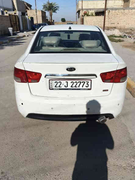 سيراتو 2012 خليجي صبغ نص بابين وقماره بيها صبغ شوي صدر امامي خلفي جديد باتري جديد محرك وكير مكفوله 75 بي مجال *********** مكاني بغداد الحسينيه
