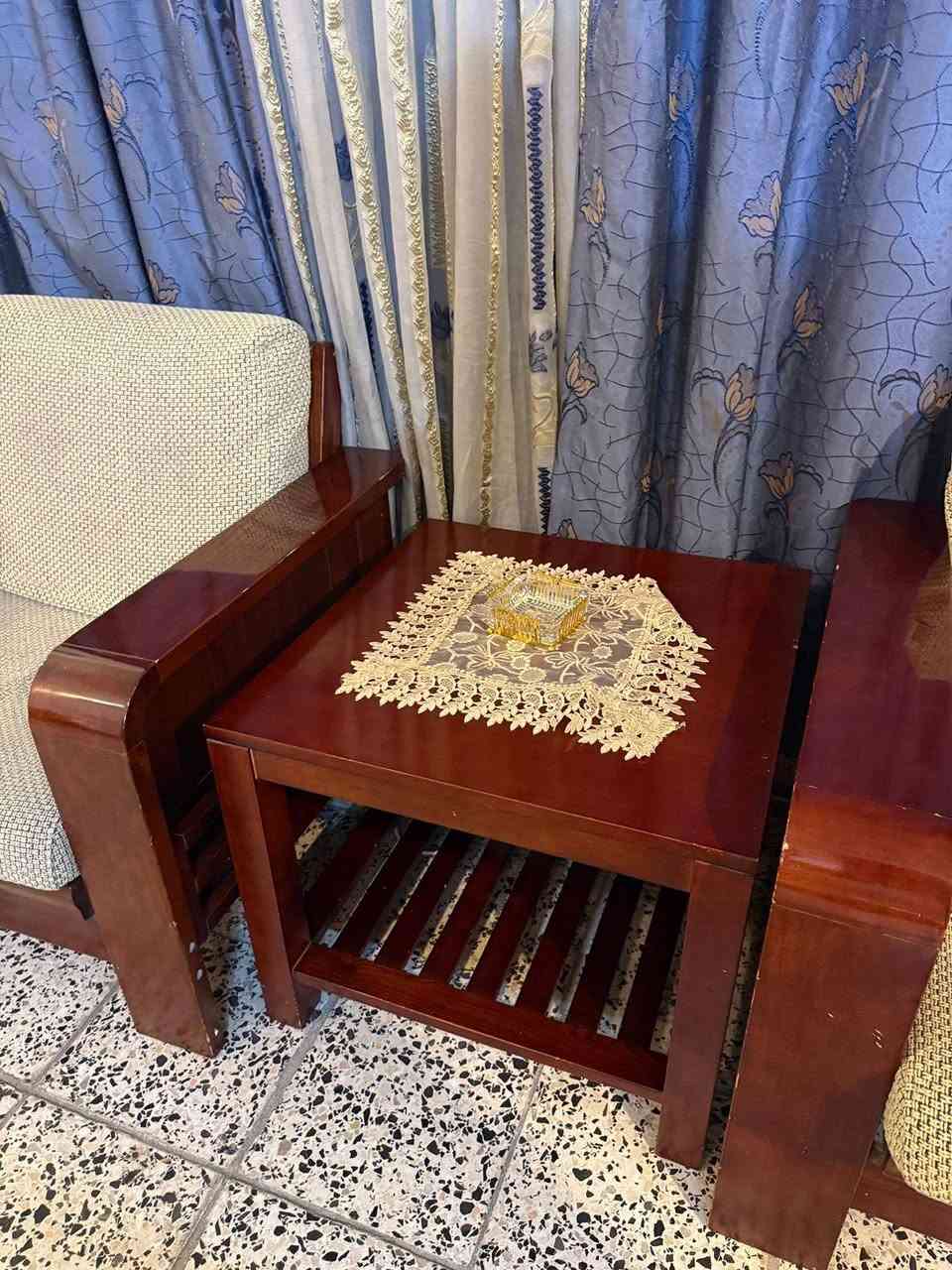 تخم صاج درجه اولى مع طبلات وطبلات اضافيه وميز وميز تلفزيون السعر 750


**إذا كنت صاحب هذا الإعلان وتريد حذفه لأي سبب، رجاءا أرسل رسالة إلى الدعم الفني**