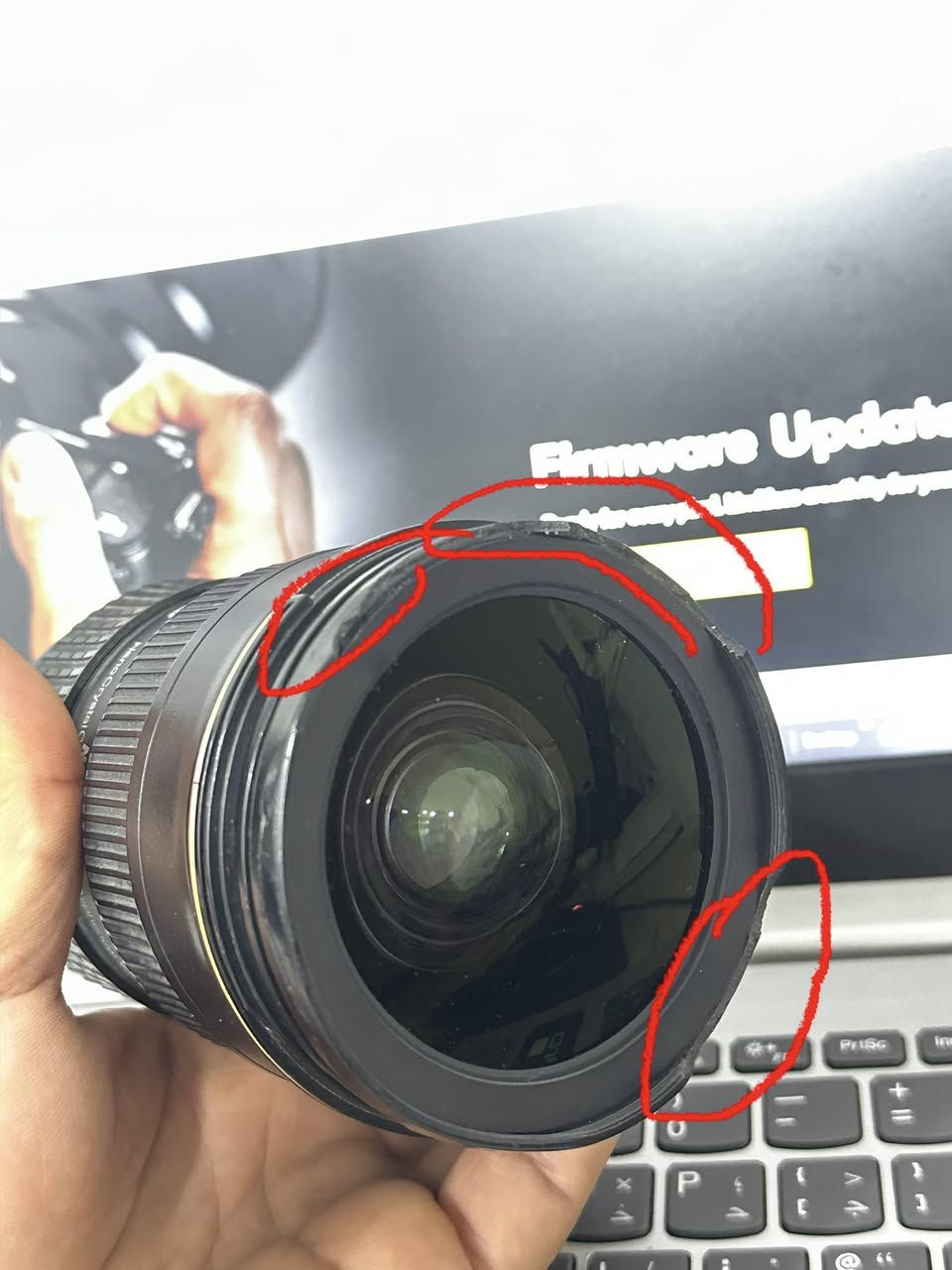 عدسة AF-S NIKKOR 24-70mm 1:2.8G ED نيكون  نظيفة  ومابيها اي مشكلة والي محدد عليه بلاحمر كسر الاطار ماأثر عليها من الخارج  عنواني ناصرية مركز 

اتصال او وتساب  *********** 

السعر 500 وبيها مجال للشراي
