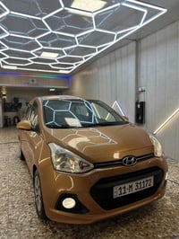 هوندايA10 موديل 2015 كير اوتماتيك ماشيه 71 كيلو اربعه جام كهرباء كامره...