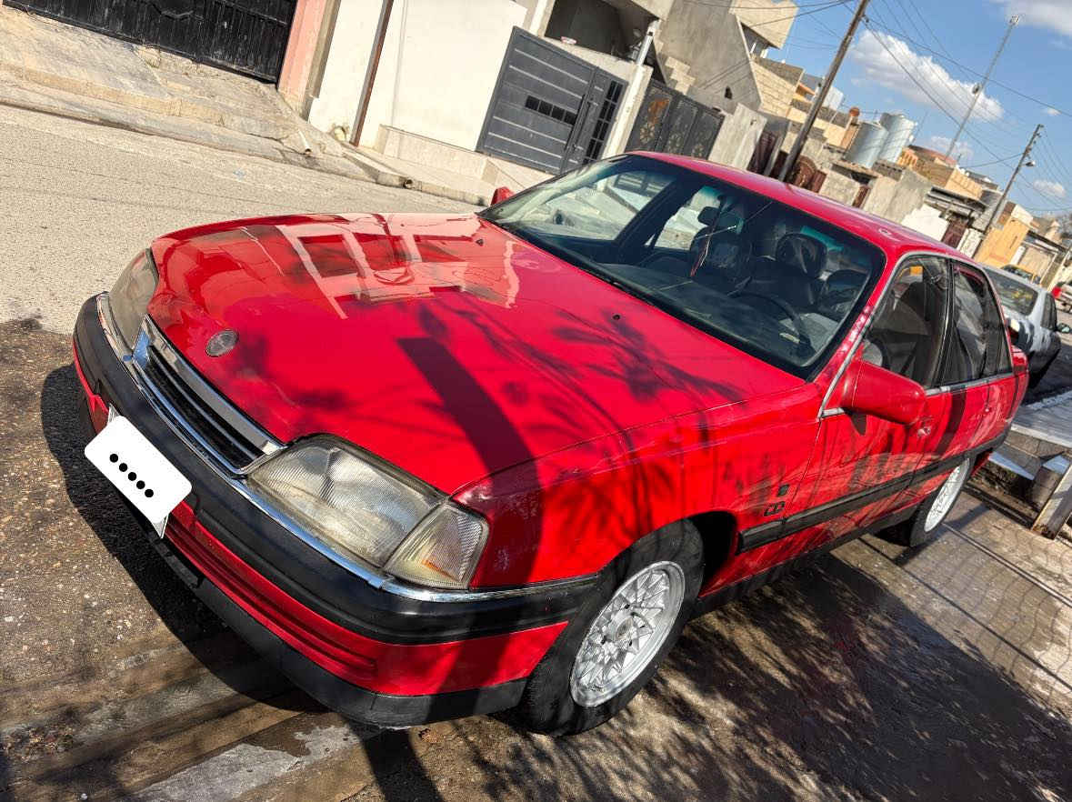 للبيع اوبل اوميكا موديل 1991 سنوية مشروع وطني سيارة بلادية بدون حادث بيها شكم مكان صبغ محرك 20 بلادي السعر 45 للاستفسار ***********
