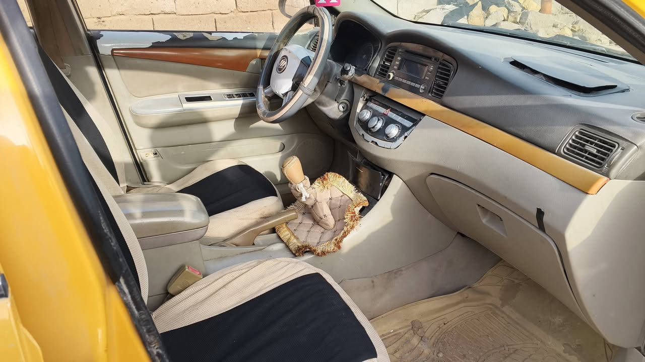 السلام عليكم شباب سياره ليفان للبيع ابيع كوم حديد كير محرك خير من الله بيها محرك كورلا  نضيف ترايك وين مايعجبك راعيها ماندله ابيع كوم حديد سكراب لاتسئلني شبيها مكاني ناصريه رايدها 10ورقات وبيها مجال لشراي تعال واتساب ***********
