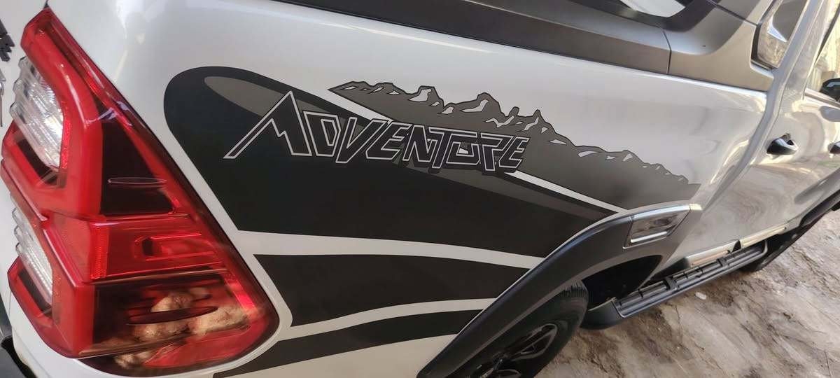 سلام عليكم
تويوتا هايلوكس فنجر
 موديل ٢٠٢٤
فول موصفات ١/١ 
سياره كولش نظيف مكفوله من اي شي
مراوس موديل ١٧ ١٨ ١٩
سعر خاص
مكان طوريج
***********
