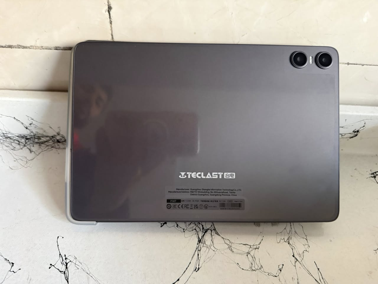 السلام عليكم ايباد TECLASTمستخدم اسبوع
ذاكرة 128 نظام اندرويد يفيد الطلاب والاطفال والمصممين
ويا ماوس- كيبورد- قلم- سماعة- ستاند- حافظة-لزكة شاشة
السعر 100 الف ***********
