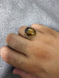خاتم عين النمر الافريقي له عدة فوائد منها 1- تعزيز الثقه بالنفس 2- الو...