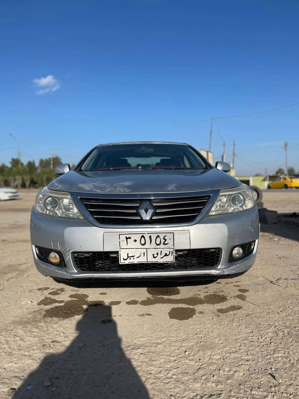 رينو سافران موديل 2012 
مواصفاتها معروفة 

كير محرك كفالة

تبريد ثلج

تخم تاير 

حدادية امامية وخلفية جديدة 

ادامة كاملة 

بيها قطعة وحدة جاملغ خلفي صبغ فقط

وبيها جراد واضح بالصور 

رقم اربيل السنوية نافذة تريد تحويل تريد وكالة

السعر 67

المكان الديوانيه 

***********
