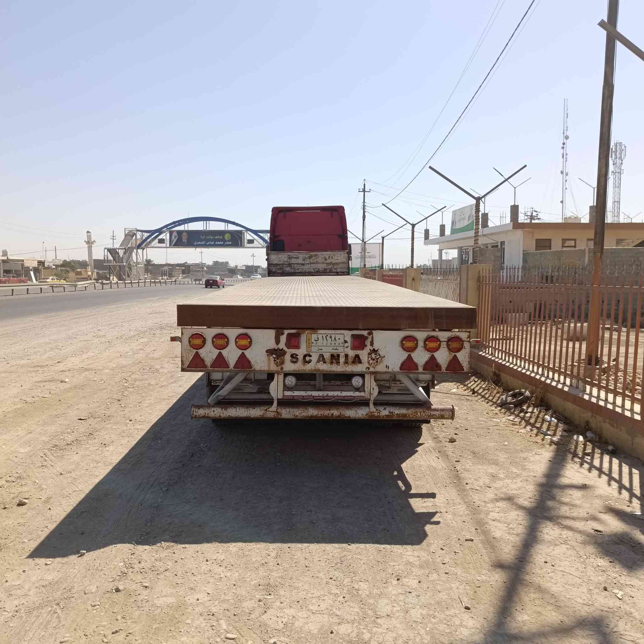 مان تيكه موديل 2007 مكينه بم ونوزل كير اوتوماتيك ريتايدر تخم تاير باتريات جديده سياره كامله تحويل مباشر رقمها بغداد مربوطة فلات ذات جوانب متحركه اربع محاور شراي يتصل ***********
