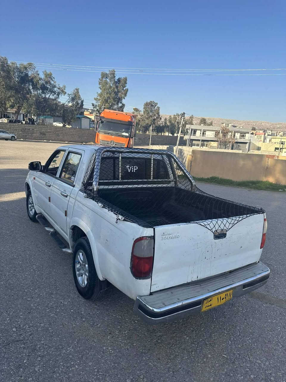 ماشەڵا لەماڵی هەموولایەک
شێری ٢٠١١
ناو سوور
دەشبوول مەرزیە
سەنەوی ئەسلی تەنها ماڵی مەدەنی بەشەرتە 
گێر مەکینە ئەکسل بەشەرت
دووپارچەی بۆیاخە ماباقی هیچی نیە
بێ لێدران 
مەکینە بەخ 
خازوو بەنزین 
تابڵێی بە هەڵمەتوو بەقوەتە 
ناوو بۆدیەکی سفری لەسەرە
تەقەو رەقە بەشەرت 
سعریشی ٣٥ $وەرەقەو مەجال
شوێن کۆیە 
***********
