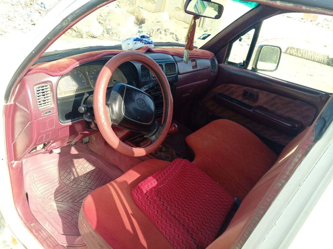 سلام عليكم جمره موديل 2001مكفوله من العيب الشرعي والصواليات سيار بلاديه بدون صبغ شرط التحويل بسمي سنويه ل  27 كهربائيات كله شغاله سعر 87 عنوان سوق الشيوخ اتصال *********** ابي واتساب
