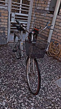 بايسكل نوع بناتي للبيع مستعمل حجم 26 ياباني اللون رصاصي  نضيف السعر 60...