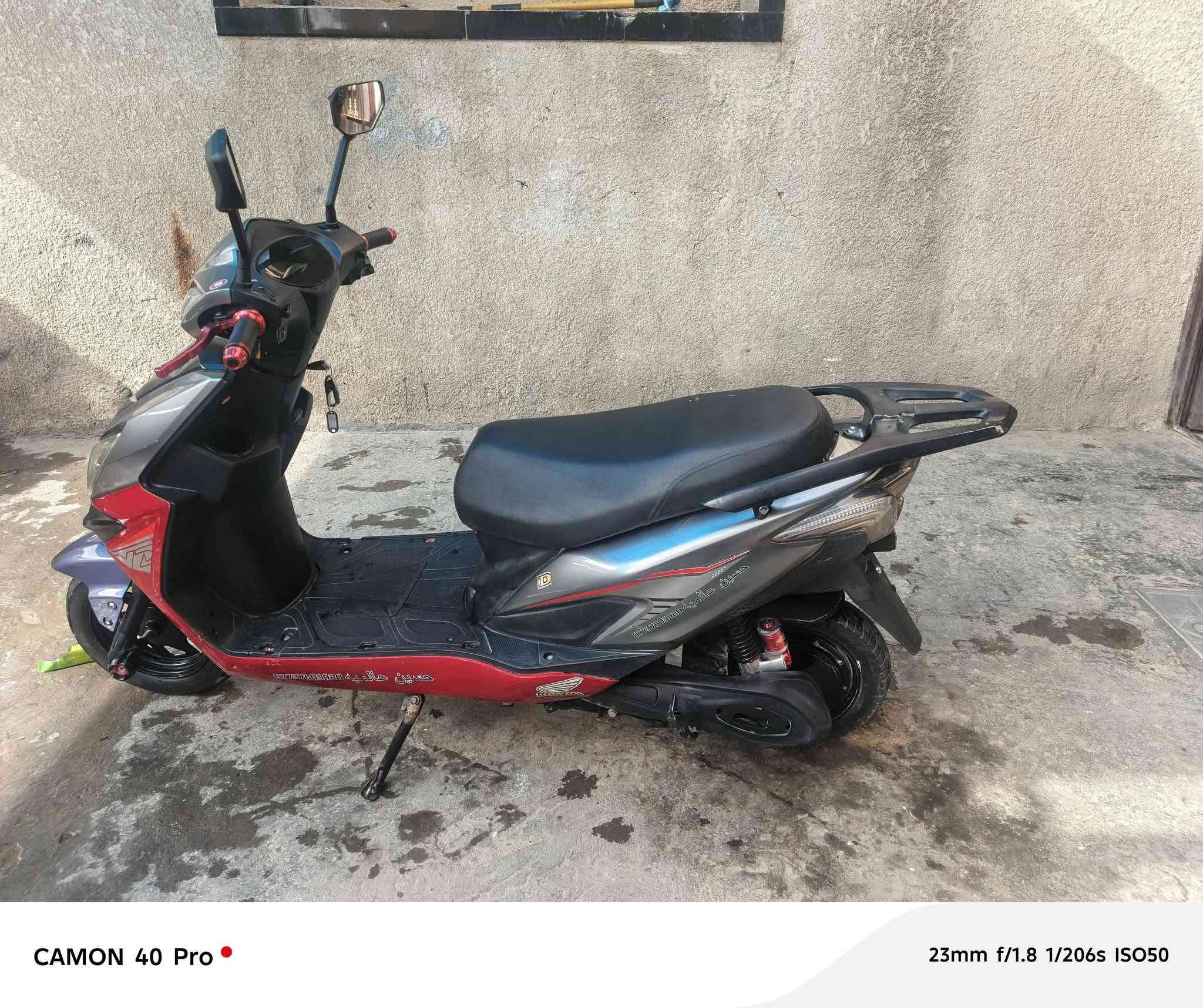 سلام عليكم دراجه شحن موديل 2025نوع ماتركس دراجه جديدة خمس بطاريات الاستفسار عن رقم *********** مكاني حي الجهاد
