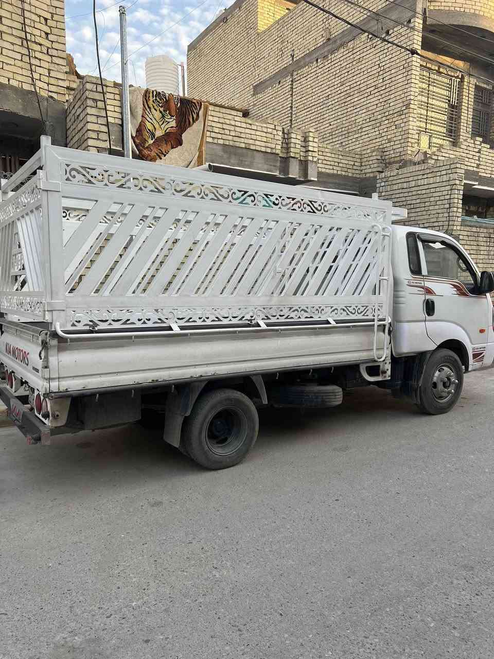 ملاحضه مكلف بل نشر
السلام عليكم البيع كيا مسكر 2016
مكفوله سنويه جديده تحويل ثاني يوم 
السعر ١٣٠
مكان بغداد حي اور 
رقم الهاتف ***********
