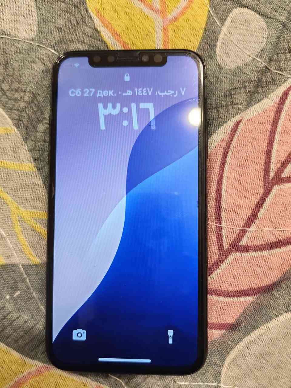 إيفون إكس إس
شغال مابي 
ابيع كوم حديد لادكلي شبي مابي
ب٨٠ قفل قفل 
بغداد مدينه الصدر الاورفلي
***********
