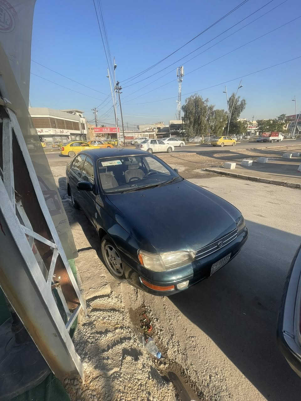 فرخ بطه موديل 93  كير اوتو مكينة وكير شرط كابون بانزين رقم الماني مكينة مال كصه صارلها يومين وايرمنيه كلها شغالة
شاشة سماعات طخم امامي خلفي كلو جديد طخم تاير صبغ عام جمالية غرفتها نظيفه كشناتها جدد 
***********
سعرها 45 وبيها مجال بسيط. 
اني مكلف بالنشر خابر عالرقم ولاتجيني خاص رحمة لوالديك
