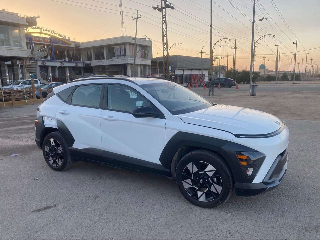 هونداي كونا مديل 25 محرك 2000 دوش دخول جديد داخله كتاب شهداء واسط بيه 3 قطع صبغ وتبديل بابين نفس لون دعاميه اصليه نفس بيه بعظ تلحيضات بيع سريع 135 وبيه مجال قليل
مكاني البصره 
*********** البصرة, العراق
