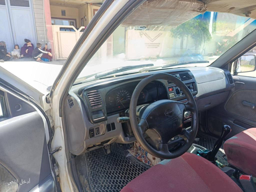 سڵاو ئەم نیسان پیکابە بۆفرۆشتن  مۆدێل 2000سەیارەکە بەشەرتی گێر و بەکینە و ئەکسل برایان ئەم سەیارە دەبڵ ئەکسلی دەرکراوە کامل چەند شوێنێکی بۆیاخە بەس من بە کامل بۆیاخ ئەیفرۆشم سەنەوی 2027بەسەرەچێ تابڵێی سەیارەیە جوانە بۆ زانینی نرخ و زانیاری زیاتر بەیوەندی بەم ژ.م ***********_***********بکەو السليمانية, العراق
