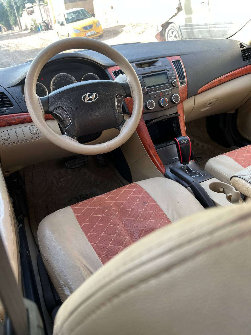 سوناتا 2010 خليجي 2400 مكفوله كفاله فقط بارد رقم بابل انكليزي تحويل مباشر تخم تاير صدر محرك مابيها اي نقص السعر 145 مع المجال 
العنوان بابل الحصوه 
***********
