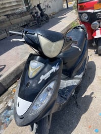دراجه كامكو 14   كهربائيات شغاله   السعر 350 وبيها مجال    07833811711