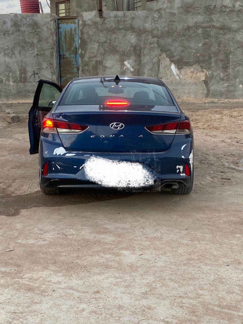 السلام عليكم سوناتا 2018 وارد أمريكي 

كفاله من جفيه والكليه والعيب شرعي وصبغ حزام 

كفاله كير ومحرك بشرط 

أكفل حداداه وتبريد وتخم تايرات شرط 

مكاني البصره رقم جديد وهزه جديده 

سياره جاهزه 

سعرها  جوه سوك بيع مستعجل جدا جدا 

الرقم *********** اتصال واتساب البصرة, العراق
