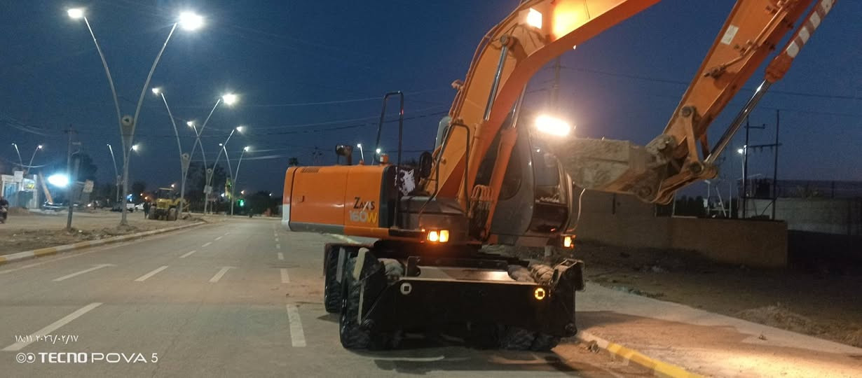 للبيع حفاره هيتاشي مكفوله كفاله عامه 2005، رقم مبايل***********
